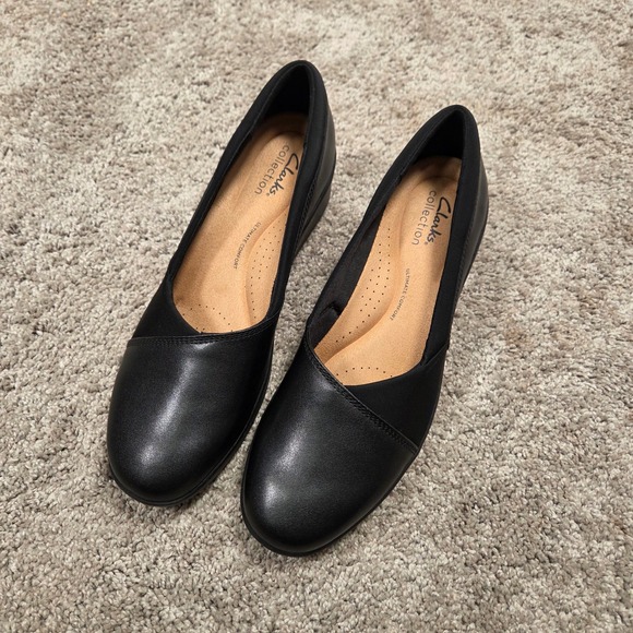 Clarks Suttyn Walk Leather Wedge Slip-On Shoes Women's 9M Black Comfort Work - Picture 2 of 9